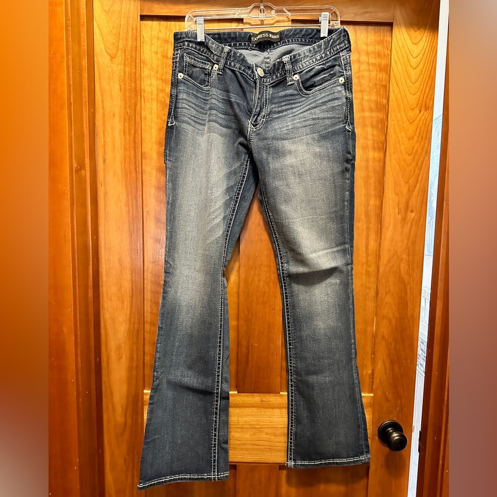Express Jeans barely boot